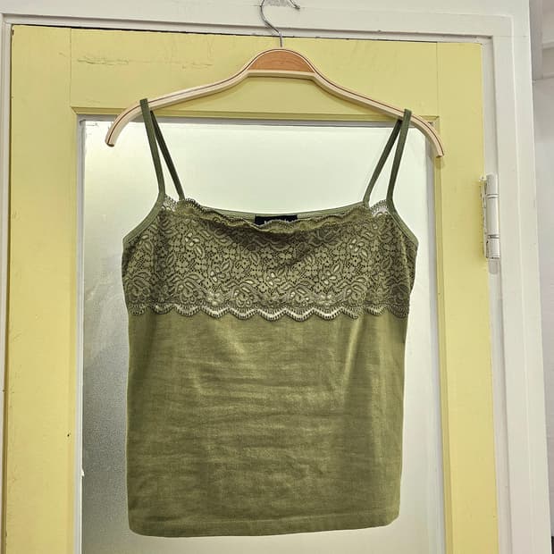 Japan 카키 레이스 민소매T