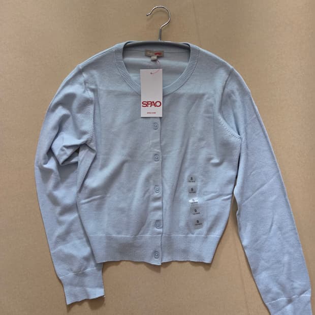[새상품] 스파오 라운드넥 가디건 라이트블루