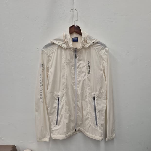 디스커버리 바람막이 100