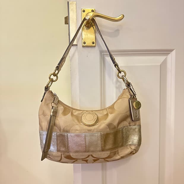 2000s coach monogram shoulder bag코치 숄더백