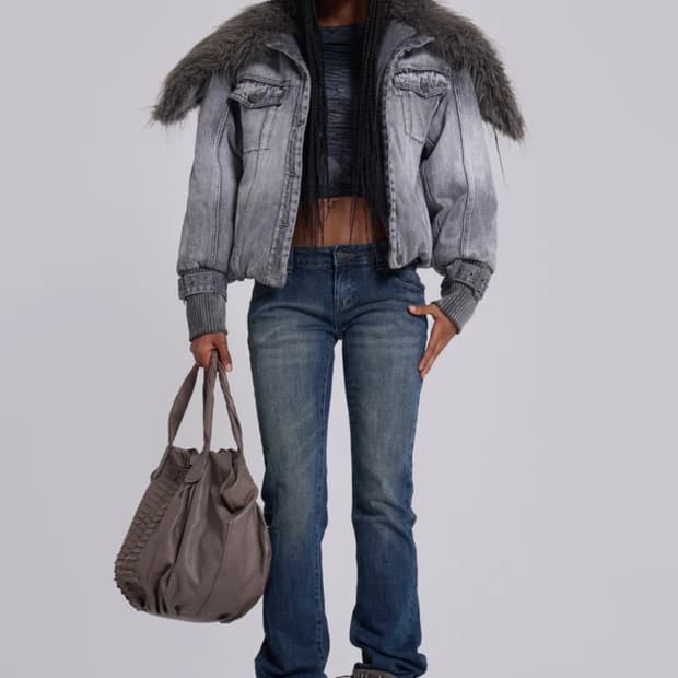 Cassia Cooper Bootcut Jeans in Mid Blue 