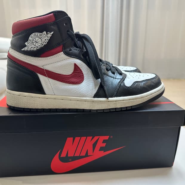 275 조던1 하이 짐레드 피고래