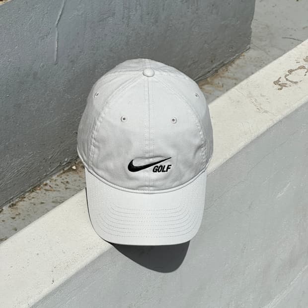 [F] 나이키 골프 로고 화이트 볼캡 모자