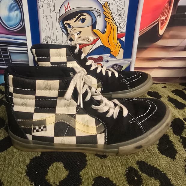 반스(Vans)스케이트 하이(Sk8-Hi)스니커즈