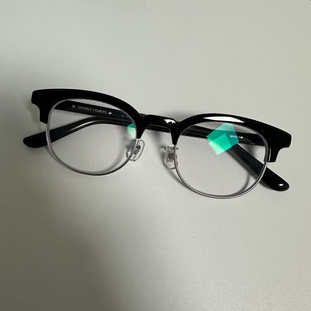 더블러버스 시가렛 마스터 제품입니다 블랙&실버