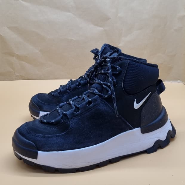 나이키 시티클래식 부츠245