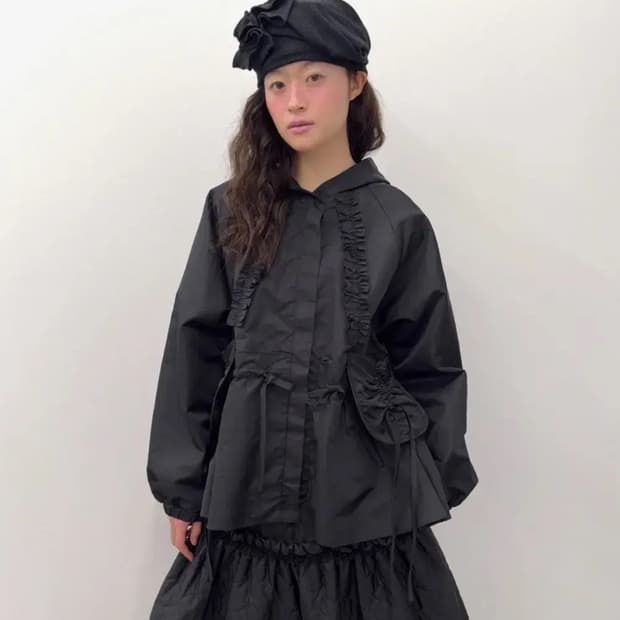 [구해요] 타입서비스 Ruffled Peplum Hoodie Jacket