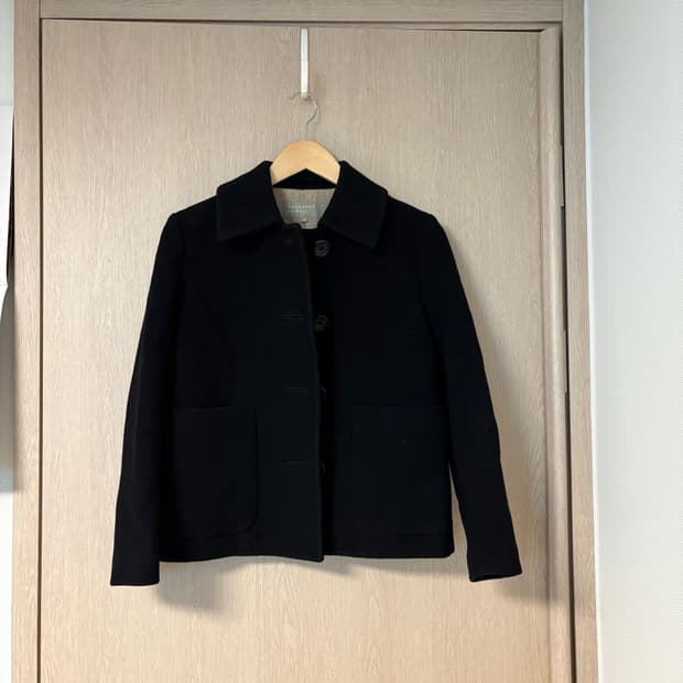 마가렛호웰 블랙 싱글코트 