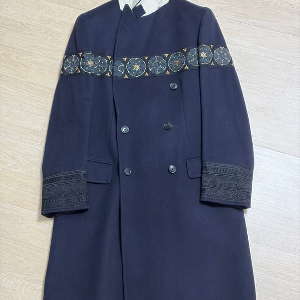 (유일매물) 드리스반노튼 15FW 런웨이 비즈 에스닉 더블 코트