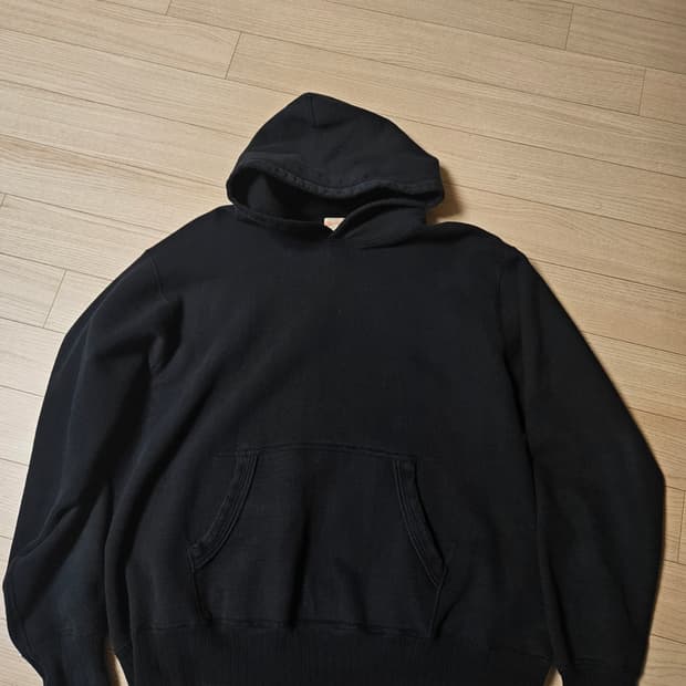 화이츠빌 블랙 스웻후드