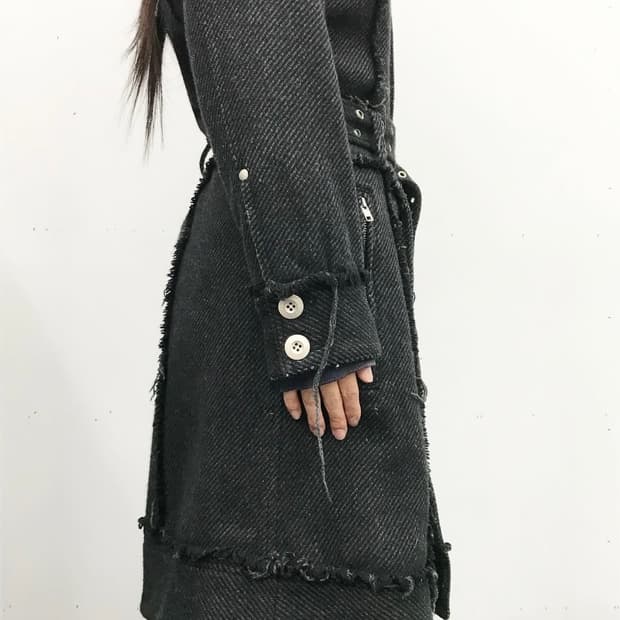 Algonquins cut-off belt coat