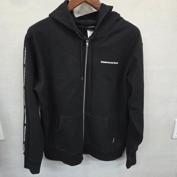 디스이즈네버댓 테잎사이드로고 후드집업 L