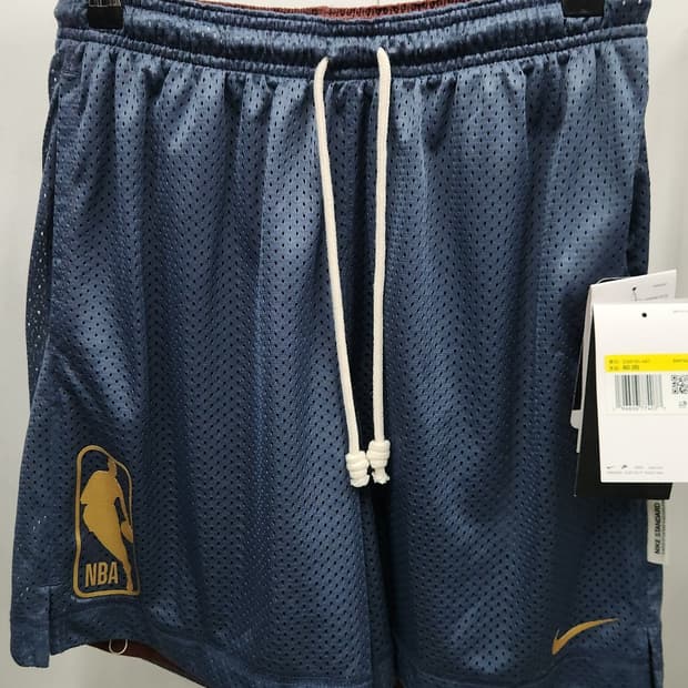 새상품 나이키 드라이 핏 NBA 팀 31 스탠다드 이슈 리버시블 쇼츠 D