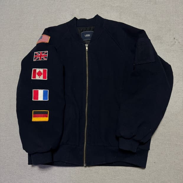 LBSM 국기 패치 블랙 바시티 자켓