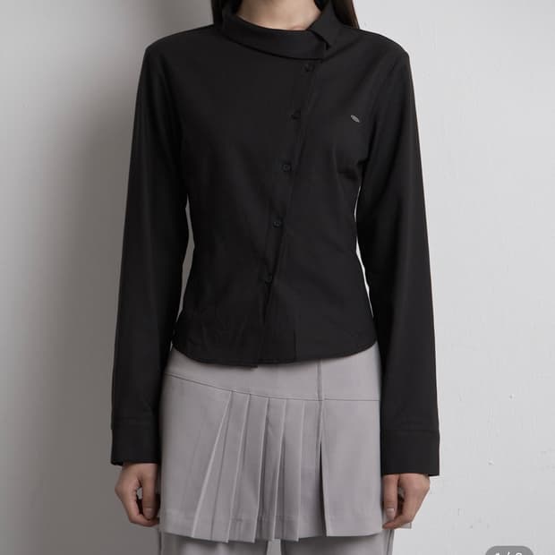 시너진  DIAGONAL UNBALANCED SHIRT BLACK