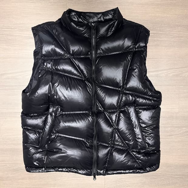 노매뉴얼 트랙 덕 다운 베스트 - 글로시블랙 M