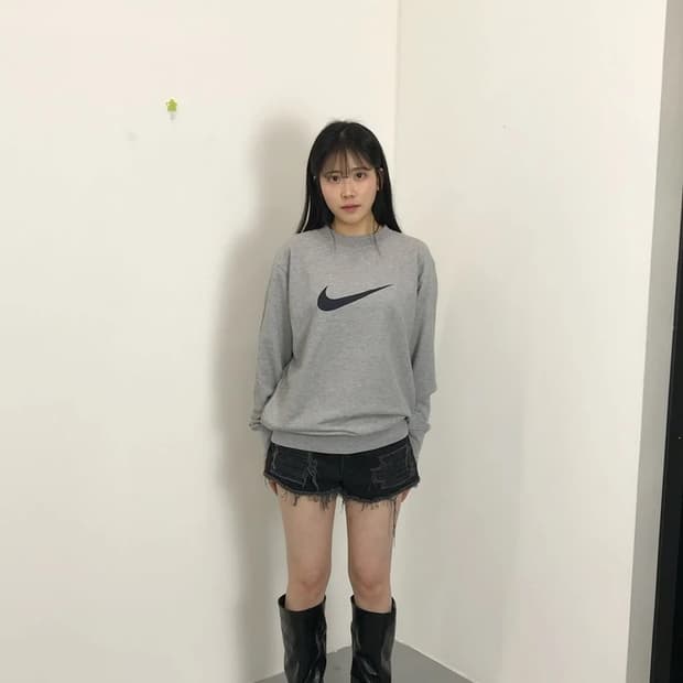 Nike Big Swoosh Jersey Sweatshirt