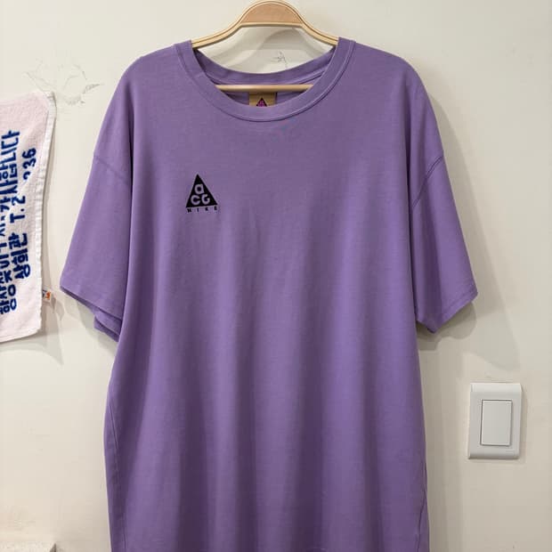 252. 나이키acg 반팔