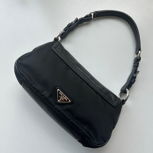 📸오픈특가!!)) 새상품 프라다 블랙 나일론 숄더백