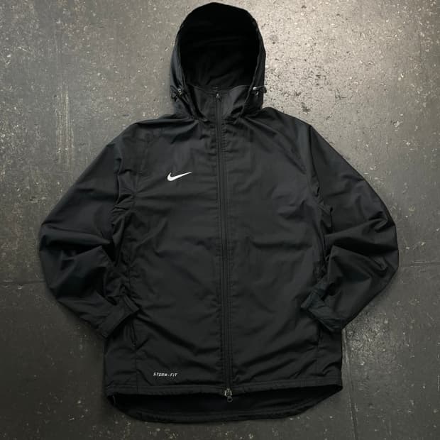 100 나이키 스톰핏 바람막이