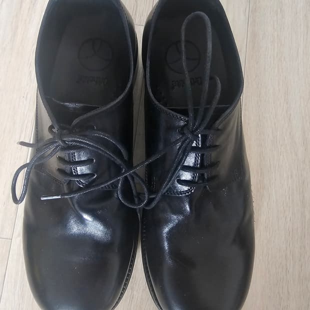 야세 우든더비 홀스하이드 블랙 245mm