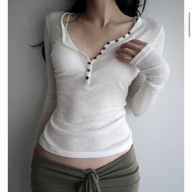 Cladda button silhouette t 아이보리