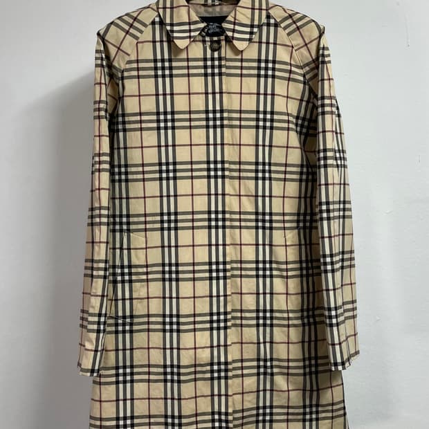 버버리 우먼스 노바체크 롱 트렌치코트  (on.293) 