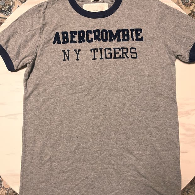 아베크롬비 반필티 M