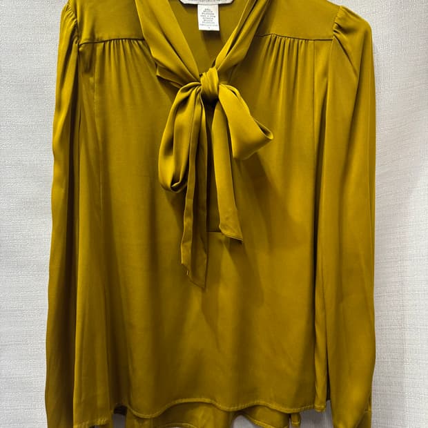 다이앤본퍼스텐버그 실크 타이 블라우스 S