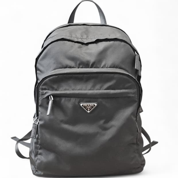 프라다 삼각로고 리나일론 백팩