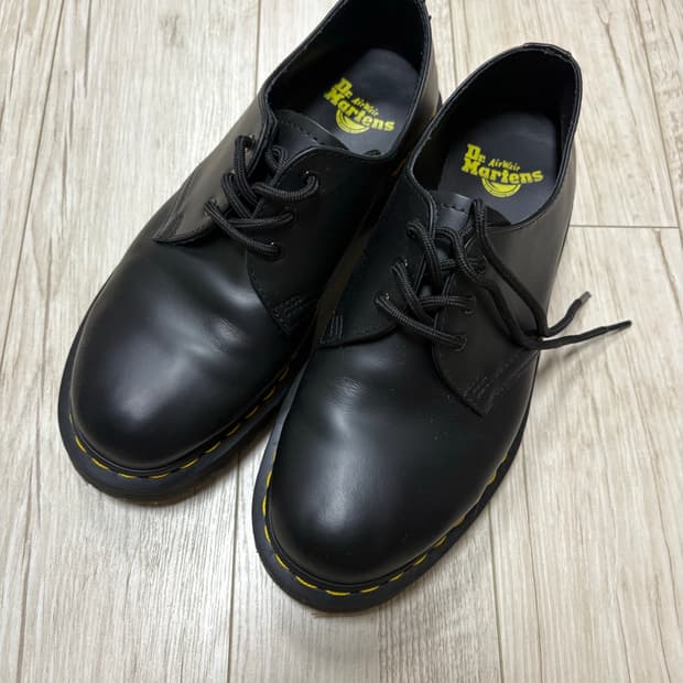 닥터마틴 1461 3홀 벡스 260