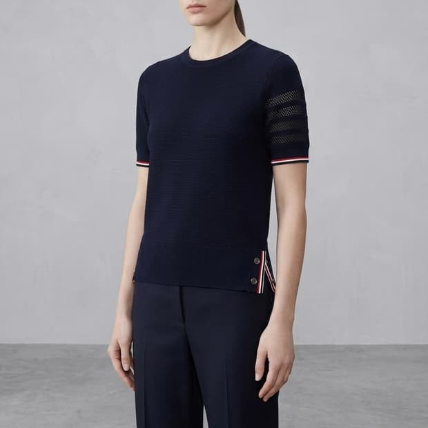 [55]톰브라운 수피마 반팔 니트