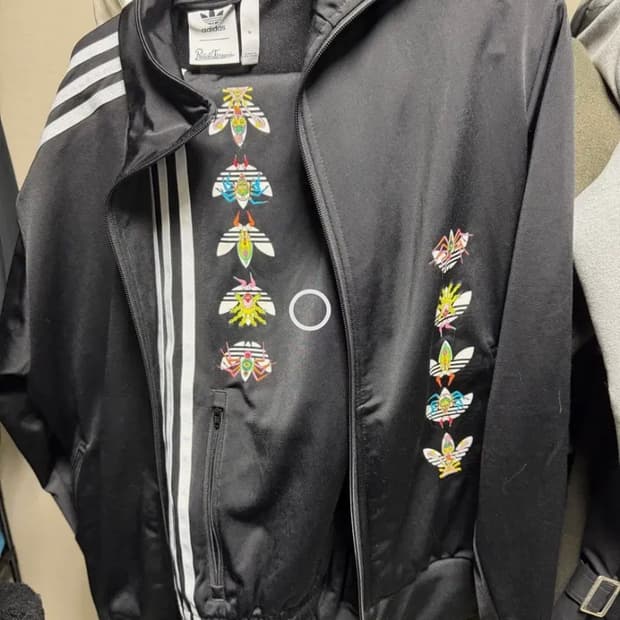 아디다스 빈티지 자수 트레이닝 셋업