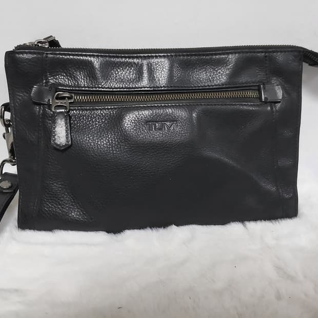 투미 클러치백 정품 