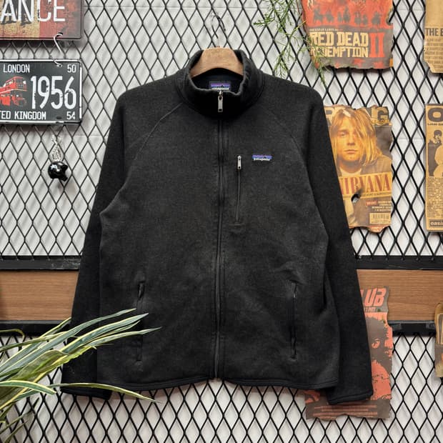 파타고니아 베터 스웨터 집업 전면 집업 포켓 포인트 블랙