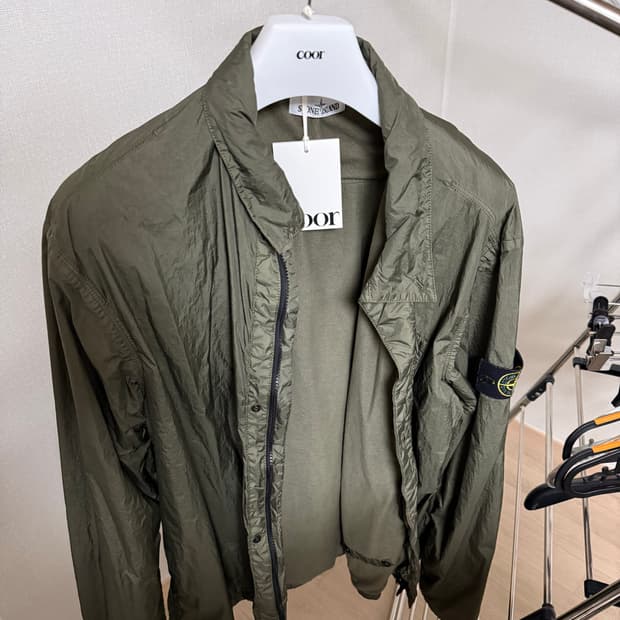 스톤아일랜드 크링클랩스 ny 자켓 카키