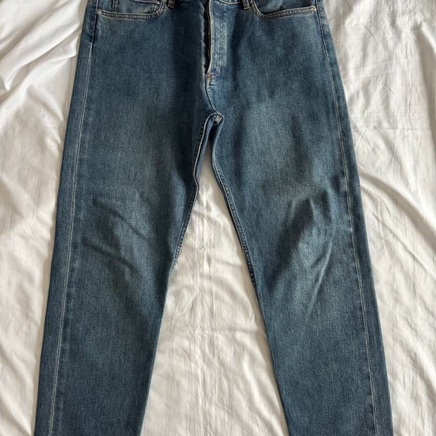 [34] 아페쎄 A.P.C 쁘띠 뉴 스탠다드 미디엄 인디고