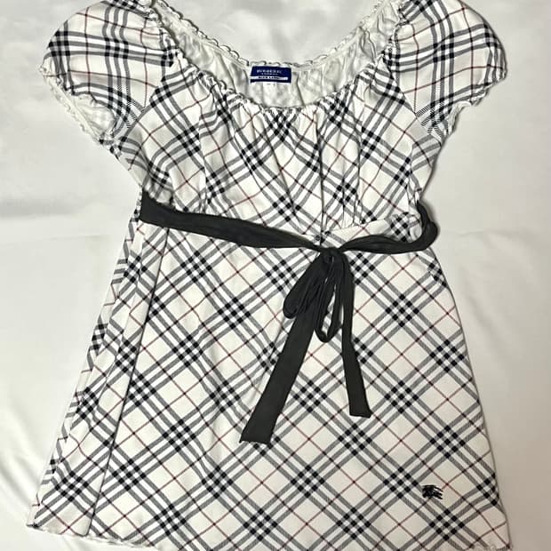 Burberry 블루라벨 노바체크 리본 블라우스