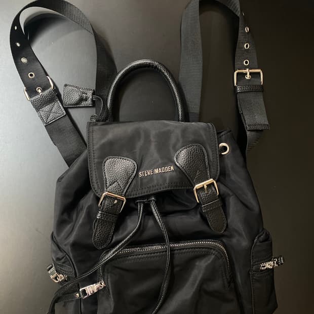 스티브매든 블랙 백팩