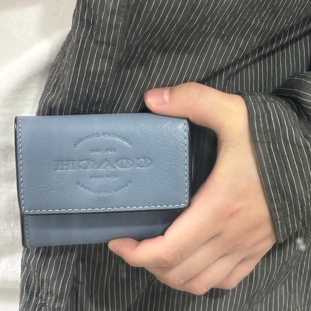 코치 가죽 빈티지 지갑 (단종됨)