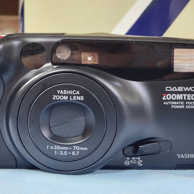 (미사용 풀박스) 대우야시카 ZOOMTEC 70 필름카메라