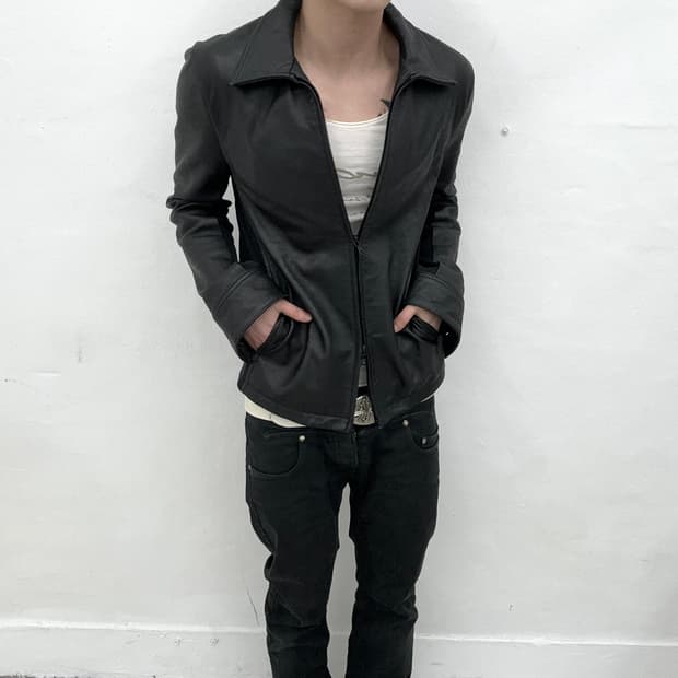 No id leather jacket