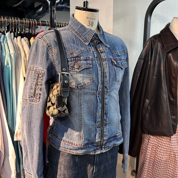 Vintage y2k Denim Jacket