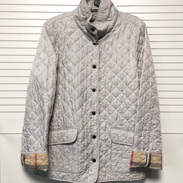 버버리 브릿 퀄팅 자켓 여성용 상태굿