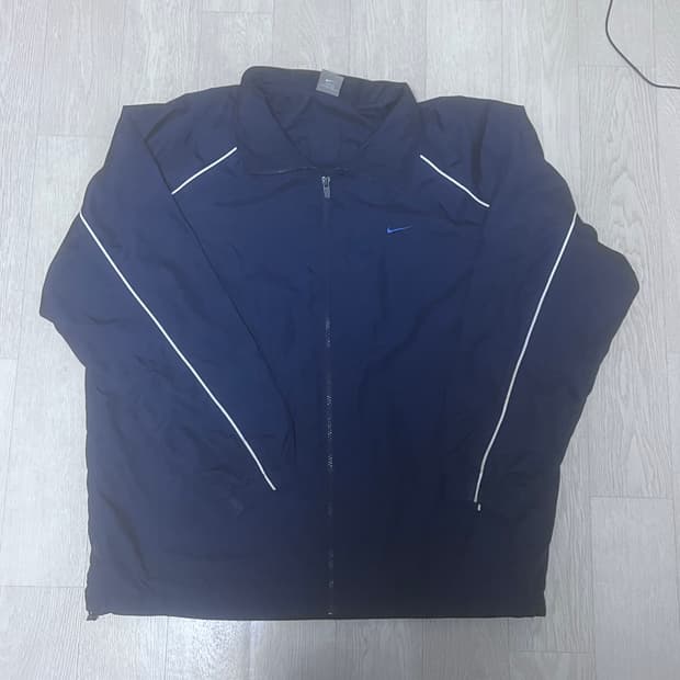 나이키 네이비 블루스우시 바람막이 105