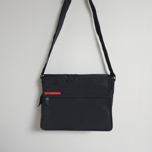 프라다 나일론 스포츠 크로스백 메신저백