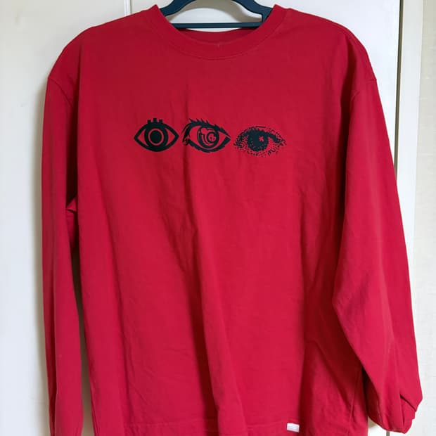 노매뉴얼 레드 롱슬리브