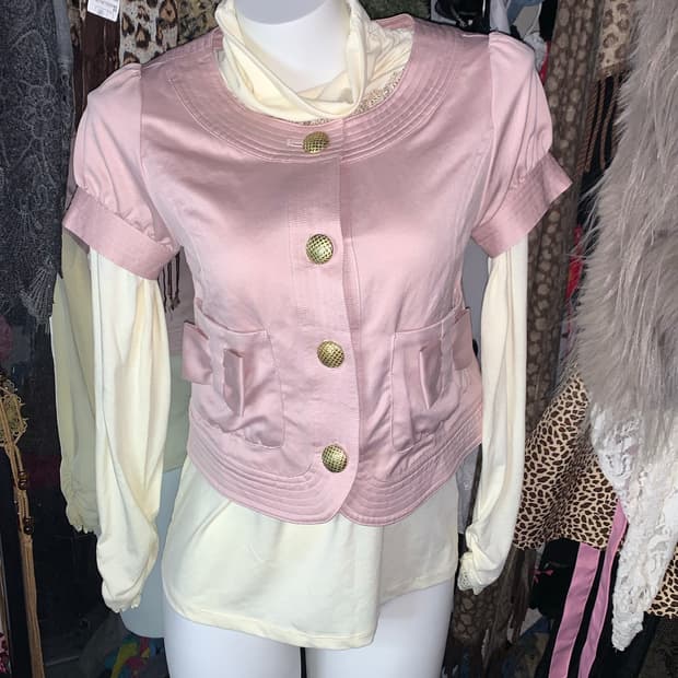 나나 하치st 로걀 핑크 퍼프 탑