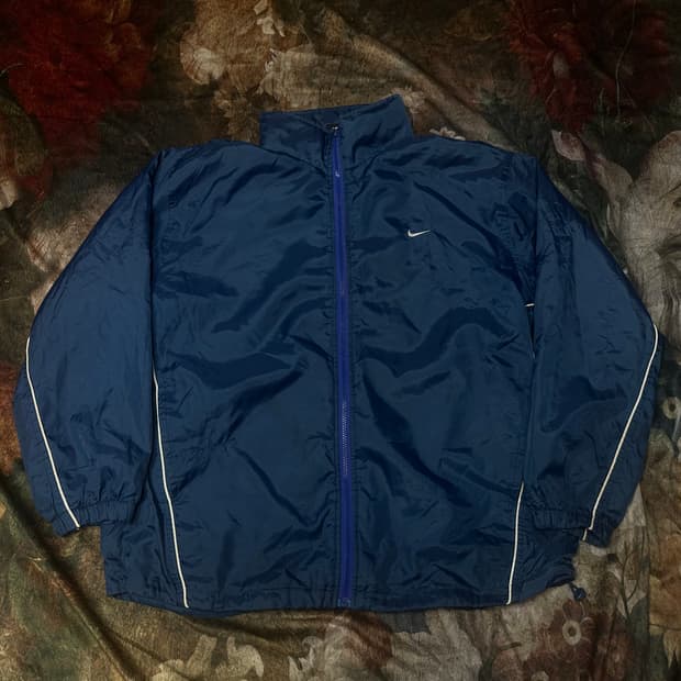 나이키 올드스쿨 화이트 사이드라인 네이비바람막이 100