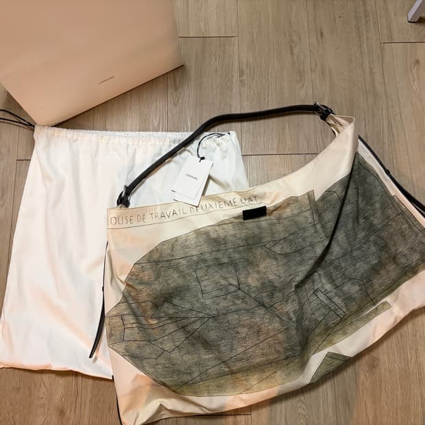 르메르 플래그백 베이지 카키